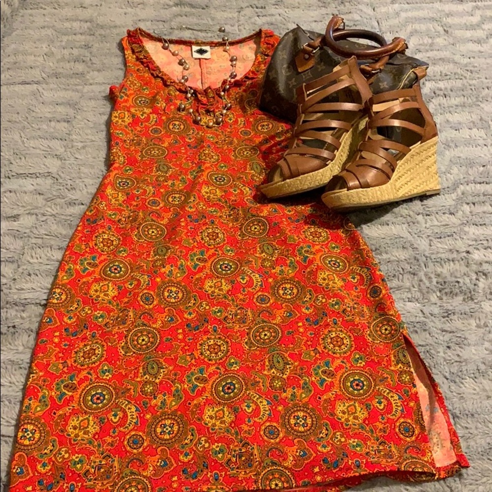 Dress. Paisley inspired pullover dress. Size S